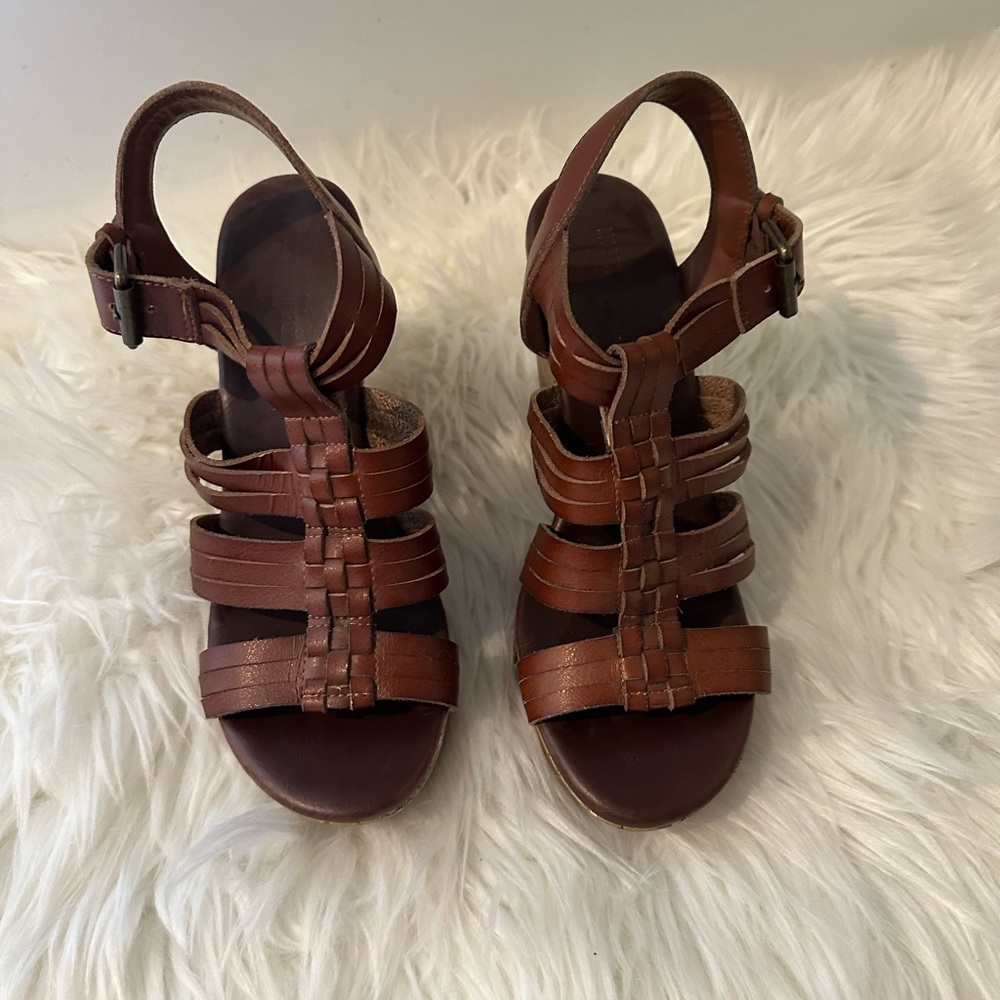 Mossimo Supply Co. Woman’s Wedge Sandals